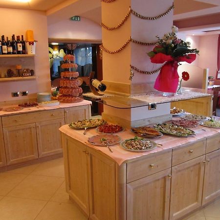 Hotel Rosalpina Folgaria Bagian luar foto