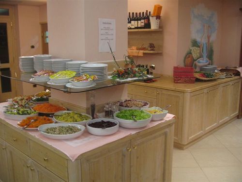 Hotel Rosalpina Folgaria Bagian luar foto
